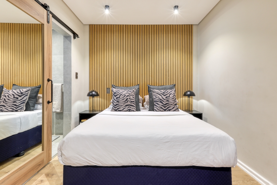 1 Bedroom Property for Sale in Green Point Western Cape